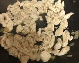 Foto del paso 2 de la receta: Verduras con pollo a la parmesana