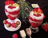 A picture of step 4 of Strawberry Chia Pudding.