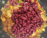 Foto del paso 3 de la receta: Alubias rojas con verduras y tomate