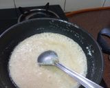 A picture of step 3 of Acacia gum iced milkcake.