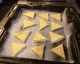 Foto del paso 4 de la receta: Scons de queso (tipo Starbucks)En 1 paso y sin huevo. INCREÍBLES
