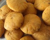A picture of step 3 of Atta khakra.