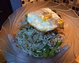 Foto langkah ke 4 dari resep Nasi Goreng Teri Pete Bunga Kecombrang.