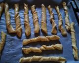 Pas rețetă Spirale din foietaj cu brânză 3 fotografie
