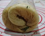 Foto langkah ke 6 dari resep Roti Gulung Abon (Floss Roll Bread).
