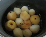 Foto del paso 1 de la receta: Manzanas y peras hervidas en almíbar dietético