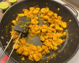 Kókuszos ananászos csirke curry recept fázis 6 fotója