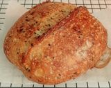 Foto langkah ke 21 dari resep Wijen Jinten Hitam Chili Flakes Cheese Sourdough Bread (Open Bake Method).