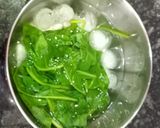 A picture of step 1 of Palak Raita.