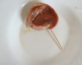 Foto del paso 2 de la receta: Piruletas de cerdo 🐷