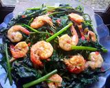Foto langkah ke 7 dari resep Cah Kangkung Udang 🍤Oil-Free Diet Friendly.