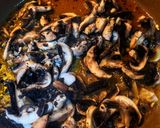 Foto langkah ke 3 dari resep Chicken Creamy Mushroom Sauce.