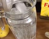A picture of step 2 of Lemon Ice Tea.