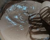 Foto langkah ke 3 dari resep Bolu Kering Coklat Mini.