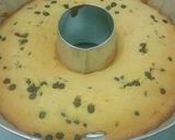 Foto langkah ke 5 dari resep Cake choco chips.