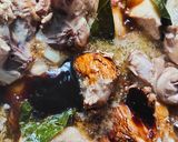 Foto langkah ke 2 dari resep Ayam Tumis Daun Kemangi.