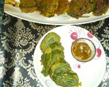A picture of step 4 of Rikwachh or Arbi ke patte ki pakauri.
