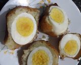 A picture of step 4 of Egg chaap.