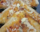 A picture of step 7 of Hot And Spicy Garlic Bread.