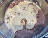 A picture of step 4 of Double Chocolate Chip Muffins.