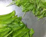 A picture of step 2 of Peapod/Green peas skin Pakoda:.
