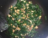 รูปขั้นตอนการทำที่ 5 ของ ใบกุยช่ายผัดไข่ (มังสวิรัติ) #อาหารไทยง่ายๆ