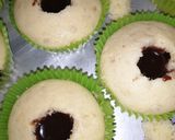 A picture of step 4 of Ganache Centered Cupcakes🧁🍫.