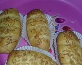 Foto langkah ke 6 dari resep Roti manis isi pisang.