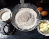 Foto del paso 2 de la receta: Pan de Oporto y pasas de uva