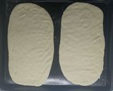 Foto del paso 3 de la receta: Prepizza media masa tipo "palita"