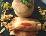 A picture of step 4 of Baked stuffed pav.
