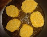 Foto langkah ke 3 dari resep Katsu Rolade sapi bumbu Steak.