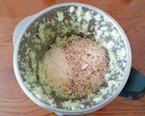A picture of step 4 of Celery and Almond Pesto.