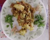 A picture of step 6 of Cauliflower and potato with green touch.