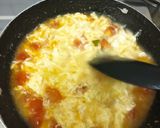 Foto langkah ke 2 dari resep Sup Tomat Telur.
