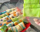 Foto langkah ke 5 dari resep Dadar gulung ekonomis.
