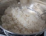 Foto del paso 3 de la receta: Chaufa y chicharrón de pescado peruano