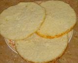 A picture of step 4 of Cold chicken bread cake #Ramadankitayari.