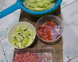 Foto langkah ke 1 dari resep Vegetable Pomegranate Salad (Salad Sayur Buah Delima).