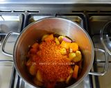 Une image de l'étape 3 de Soupe de lentilles corail 🥣.