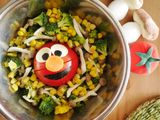 Elmo滿滿蔬食整顆蕃茄飯