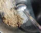 A picture of step 4 of Horse Gram Ladoo.