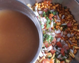 मिक्स चिवडा भेळ (mix chivda bhl recipe in marathi) रेसिपी स्टेप 3 फोटो 