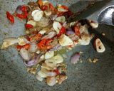 Foto langkah ke 2 dari resep Semur Ayam Bandeng Tahu.