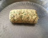 A picture of step 3 of Dhaniya Paratha.