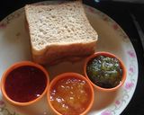 A picture of step 1 of Tri colour Fruity Sandwich.