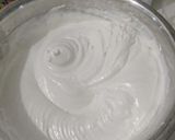 Foto langkah ke 2 dari resep Bolu Kukus Putih Telur.