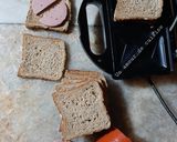 Une image de l'étape 2 de Sandwichs au saucisson.