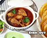 A picture of step 10 of Chicken Quorma.