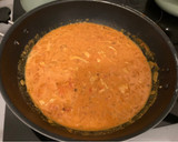 Foto del paso 4 de la receta: Akoho sy voanio (Pollo en leche de coco)